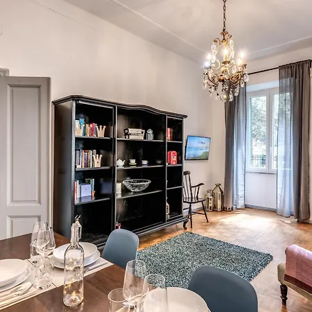 Residenza Nemorense Apartman