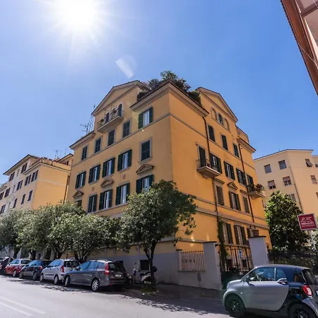 Residenza Nemorense * Róma