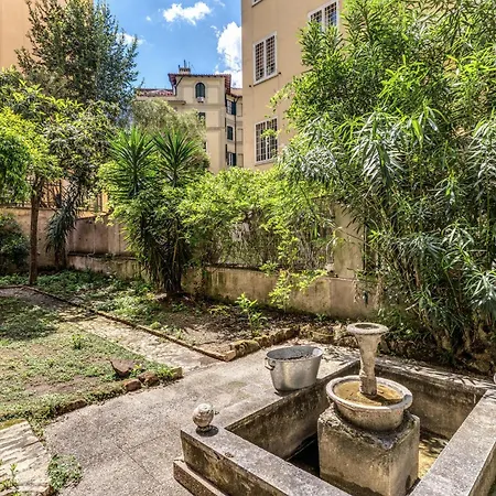 Residenza Nemorense Apartman