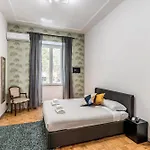 Residenza Nemorense * Rzym